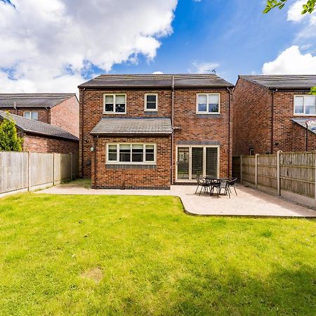 Brook Meadow House, 4 Bed House, Manchester Astley  Εξωτερικό φωτογραφία