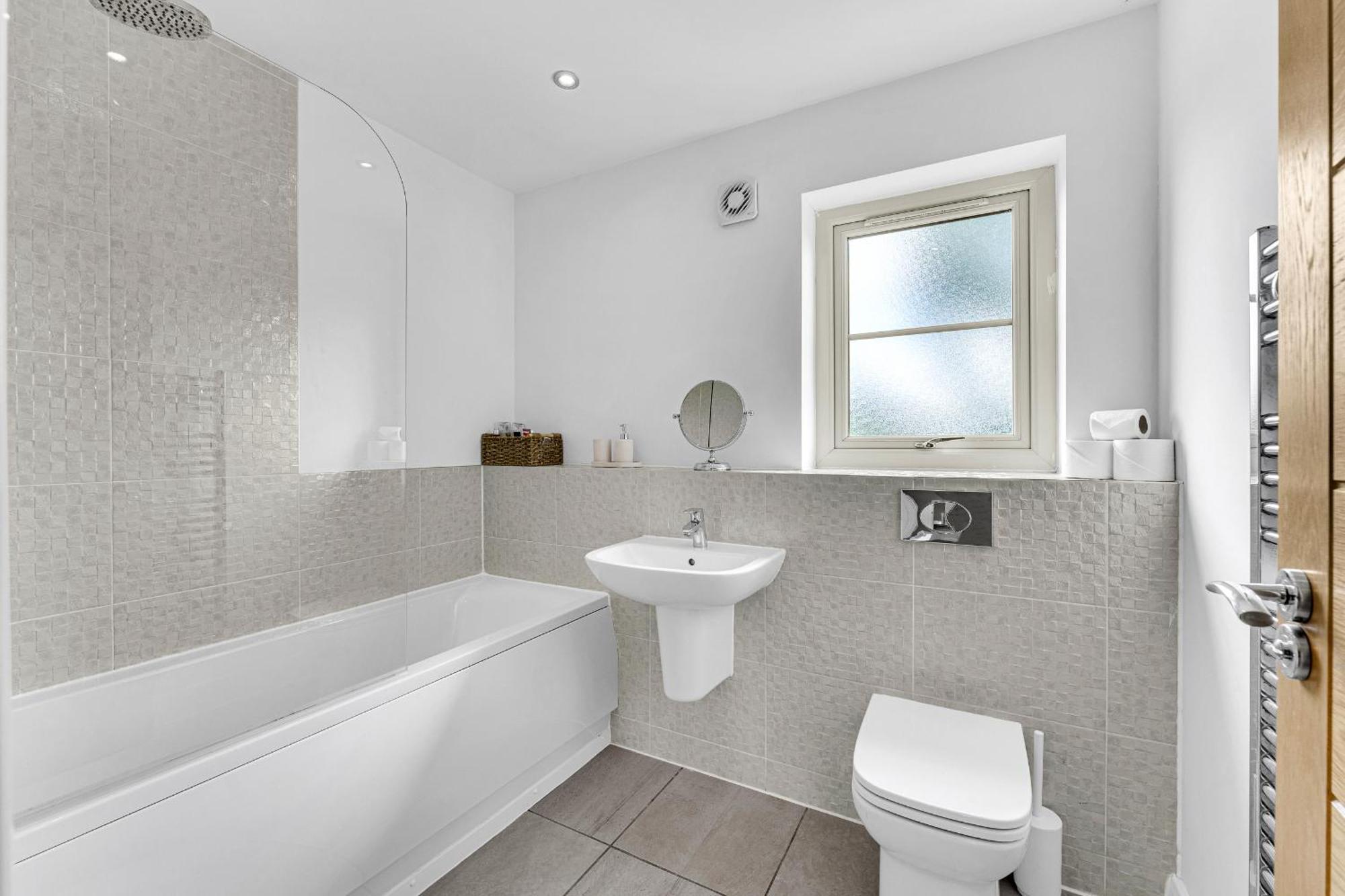 Brook Meadow House, 4 Bed House, Manchester Astley  Εξωτερικό φωτογραφία