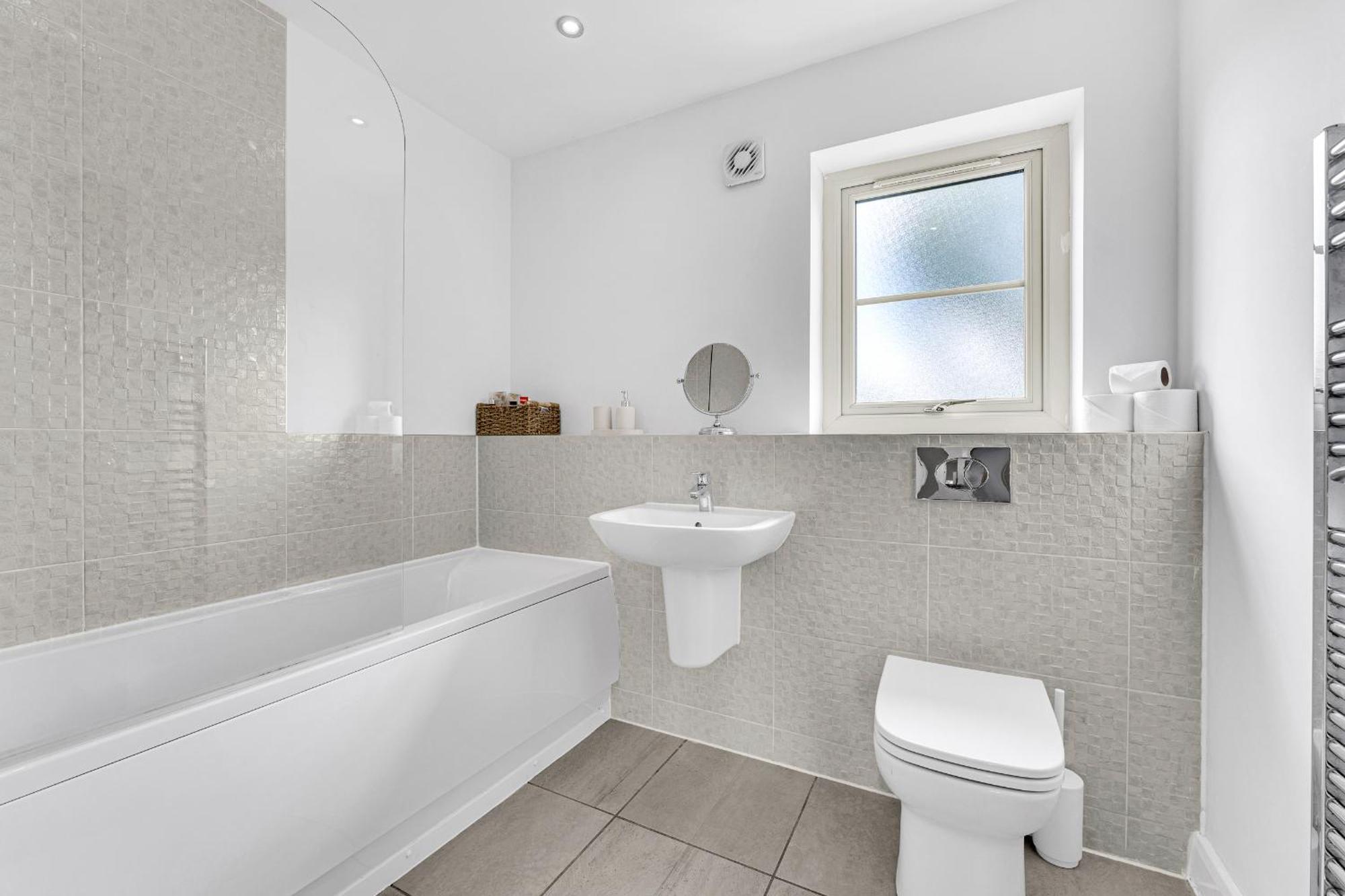 Brook Meadow House, 4 Bed House, Manchester Astley  Εξωτερικό φωτογραφία
