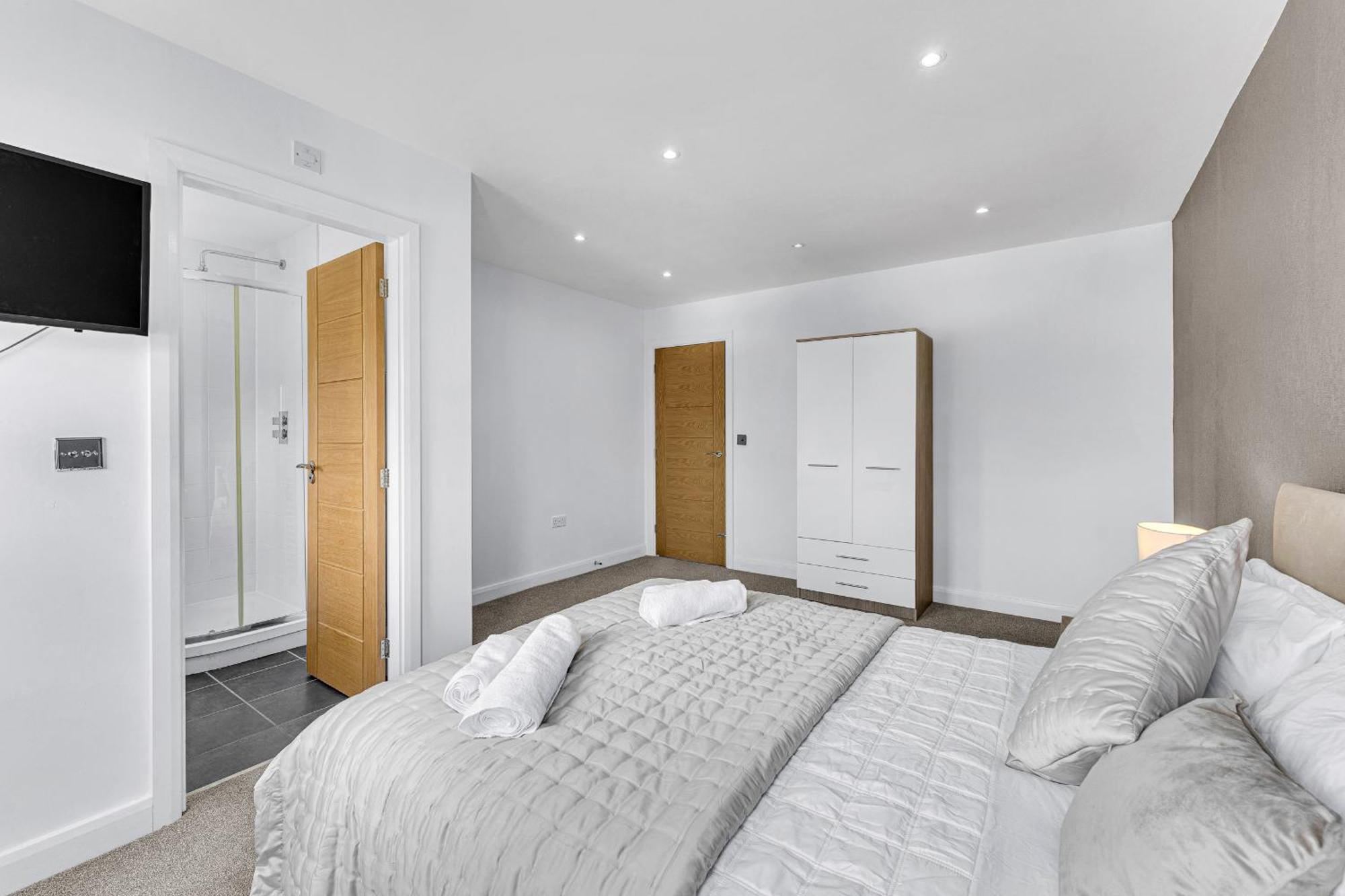 Brook Meadow House, 4 Bed House, Manchester Astley  Εξωτερικό φωτογραφία